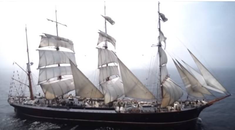 Российский учебный барк "Седов" не пустили в территориальные воды Польши