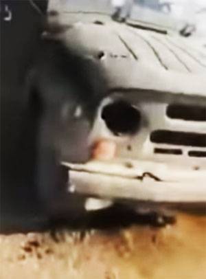 В сети говорится, что в УАЗе с российскими офицерами был и бригадный генерал САА