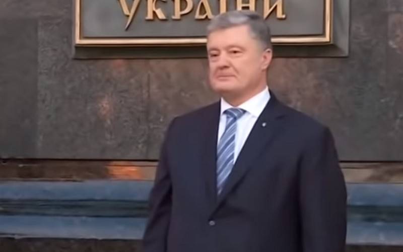 Poroshenko, want to ban to leave the territory of Ukraine