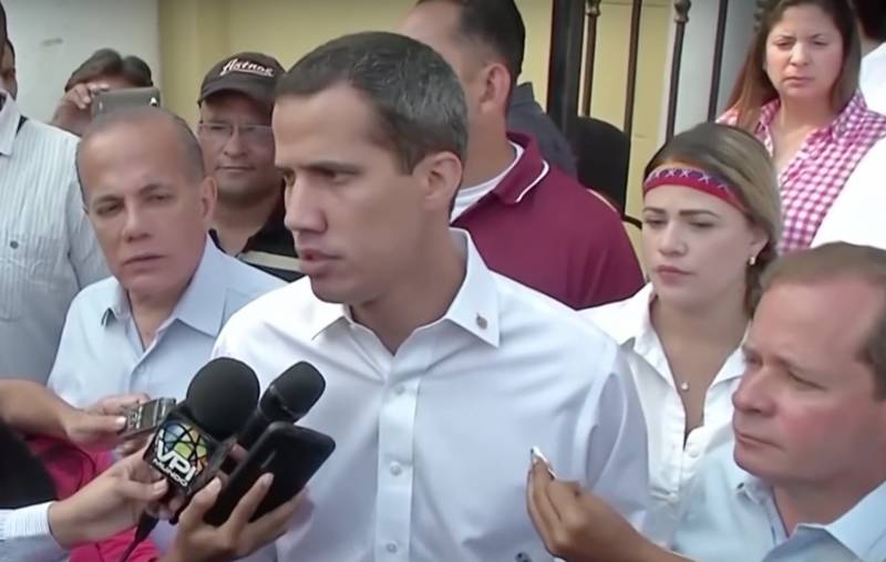 «Президент Венесуэлы» обвинил Россию и Кубу в интервенции