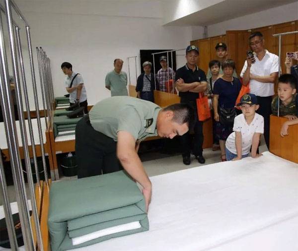 Порядок заправки кроватей в армии