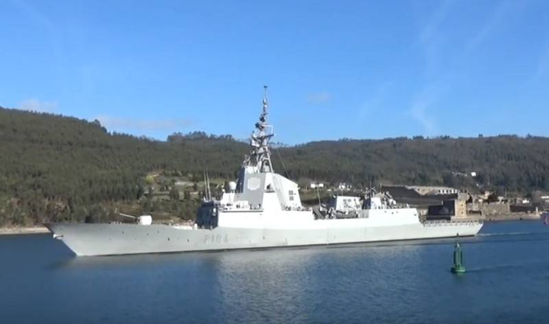Spanien drog tillbaka sin fregatt från US Navy AUG, på väg till Iran