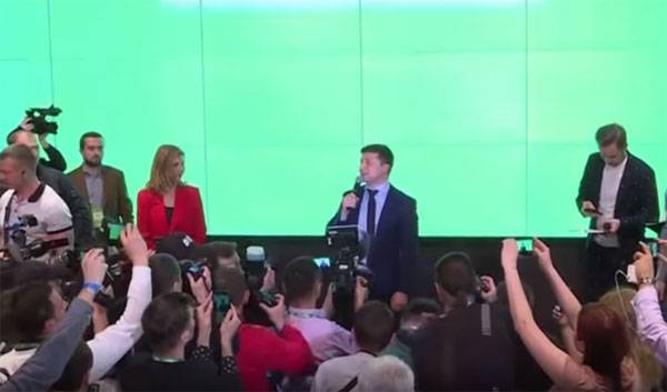 В проекте указа Зеленский назначил дату досрочных выборов в Раду