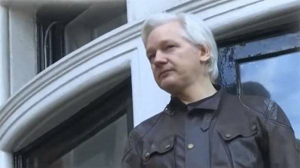 Suécia prepara caminho para extradição de Julian Assange