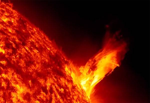 Cientistas ocidentais conversaram sobre o estudo de "matéria exótica" na atmosfera do sol