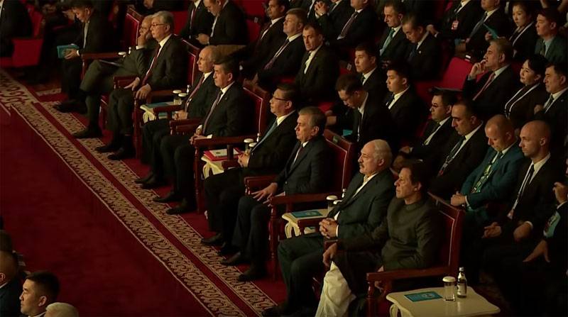 Putin "conseguiu o impossível" - reúna líderes da China, Índia e Paquistão em Bishkek