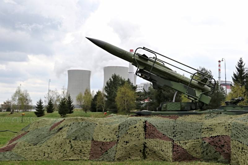 État actuel du système de défense aérienne tchèque: modernisation dans le contexte d'une réduction des glissements de terrain