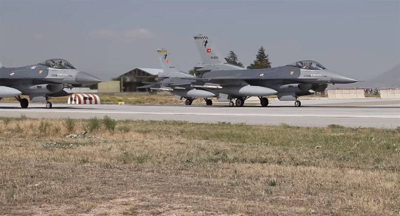 Η Τουρκία προμηθεύει εξαρτήματα όπλων εν αναμονή των αμερικανικών κυρώσεων