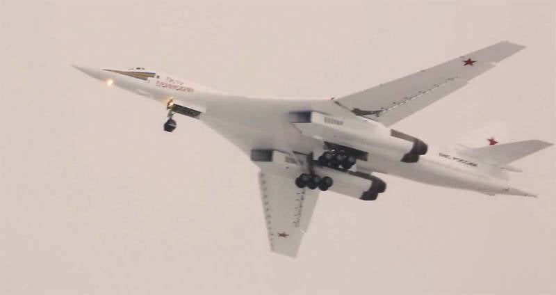 В Китае призвали взять Ту-160 за основу для своего нового "стратега"