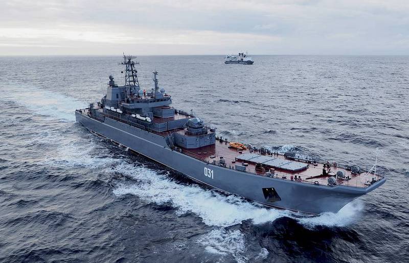 Le BDK de la flotte du Nord se chargera de l’approvisionnement en bases militaires sur la route maritime du Nord