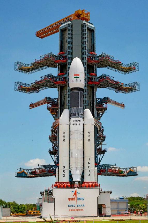 L'Inde a envoyé sur la Lune une mission sans équipage avec un rover lunaire et une station orbitale