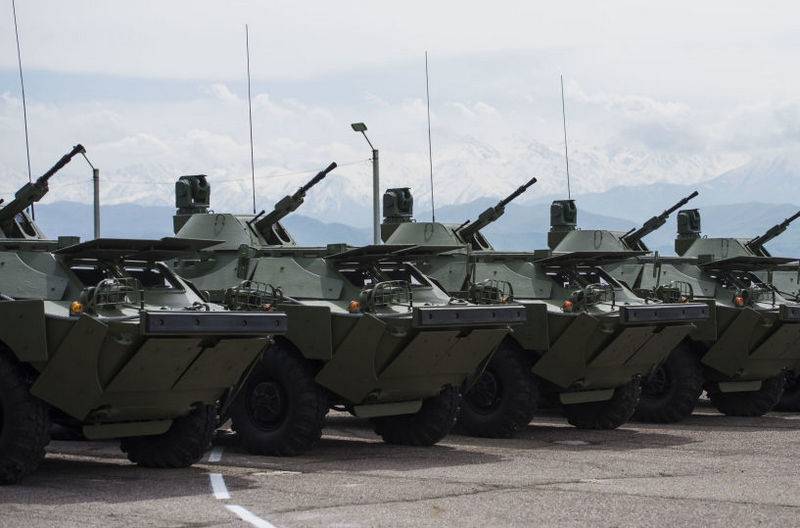 सर्बिया के रक्षा मंत्रालय को रूस से बख्तरबंद वाहनों BRDM-2 की एक खेप मिली