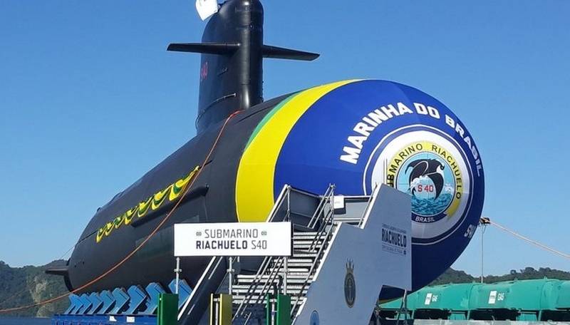 El primer submarino diesel-eléctrico brasileño del proyecto Riazuelo se está preparando para la prueba.