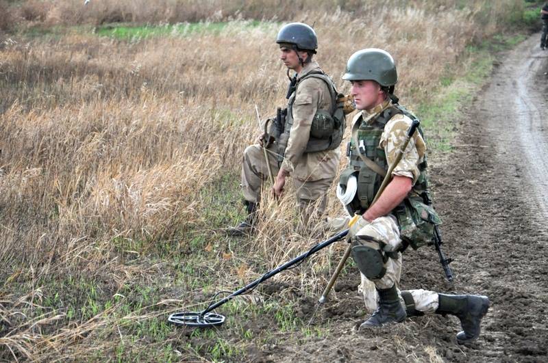 The second day Kiev does not evacuate the bodies of sappers blown up on their mines