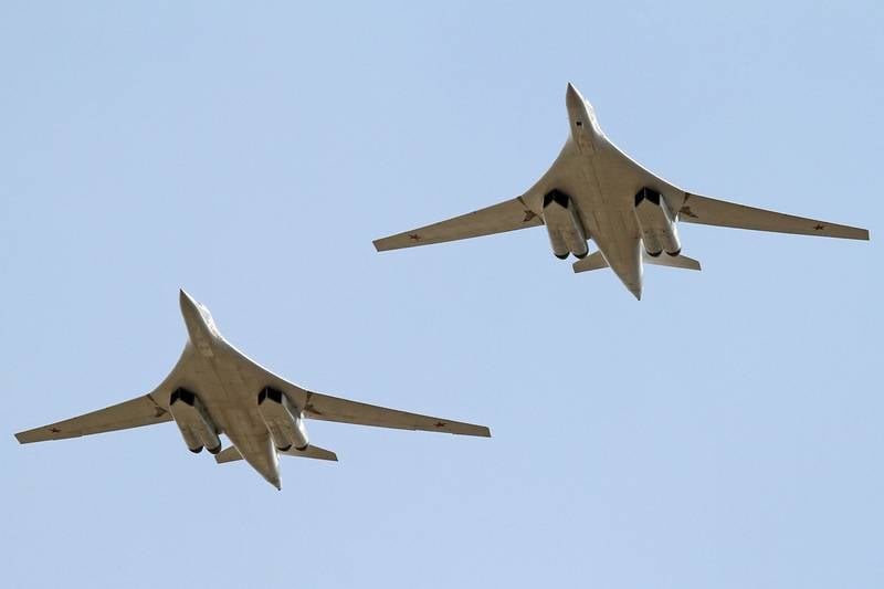 Ein Paar von Tu-160-Strategen flog im Rahmen der Übungen nach Chukotka