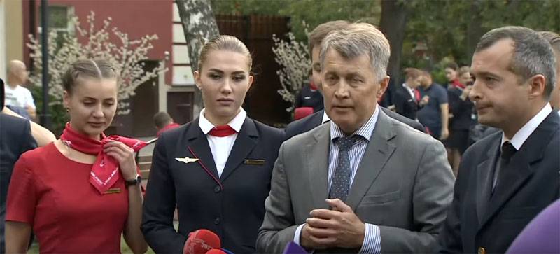 O Presidente da Ucrânia não comentou sobre a adição da tripulação do A321 à base do "Peacemaker"