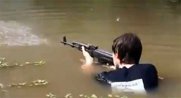 video Appeared hard test with a Kalashnikov