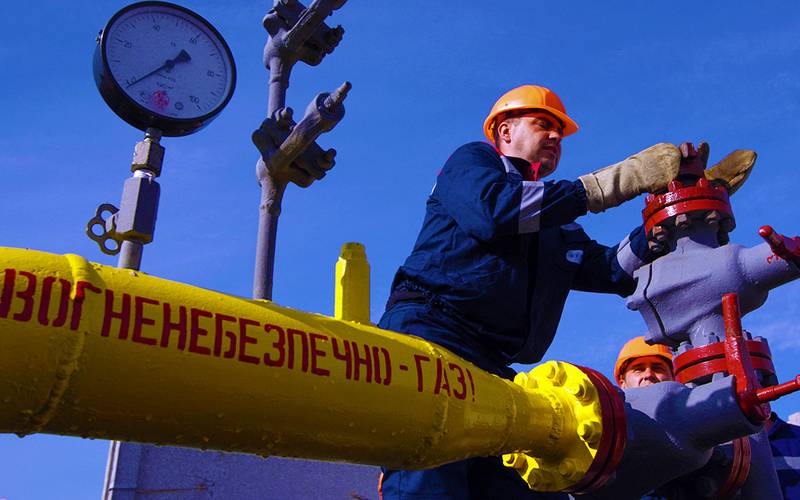 Ukrayna'ya Katar'dan değil Rusya'dan gaz alması tavsiye edildi.