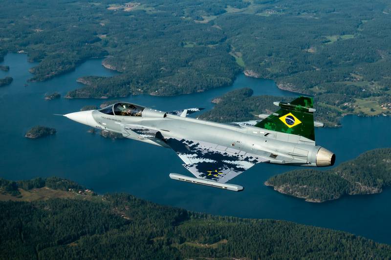 The first JAS-39E Gripen fighter for the Brazilian Air Force tested in Sweden