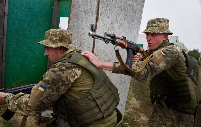 the American instructor spoke sharply about the Ukrainian military personnel