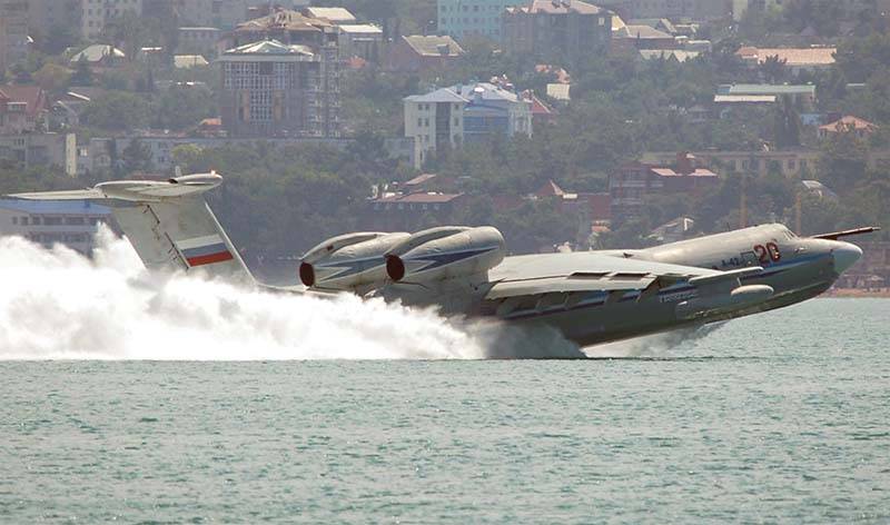Le ministère de la Défense relance le projet d'avions amphibies A-42 Albatross