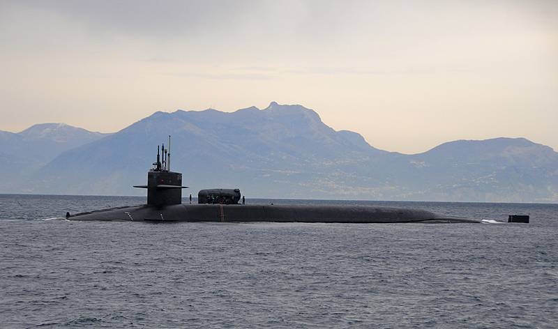 US submarine "FL" with CD "Tomahawk" entered in the Aegean sea