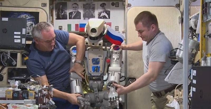 Robot Fedor mit der ISS kehrt zur Erde zurück