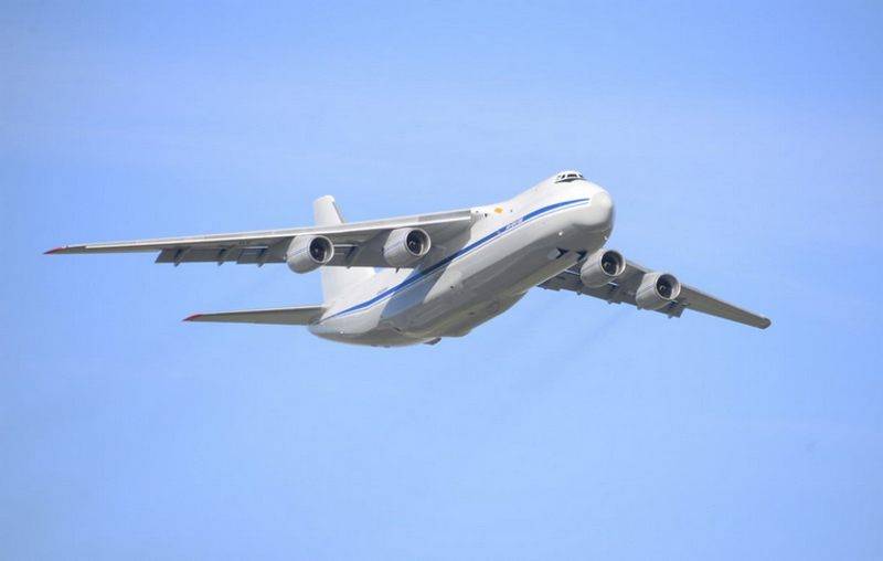 An-124-100 "Rusłan" drugi rok odrestaurowany w Uljanowsku