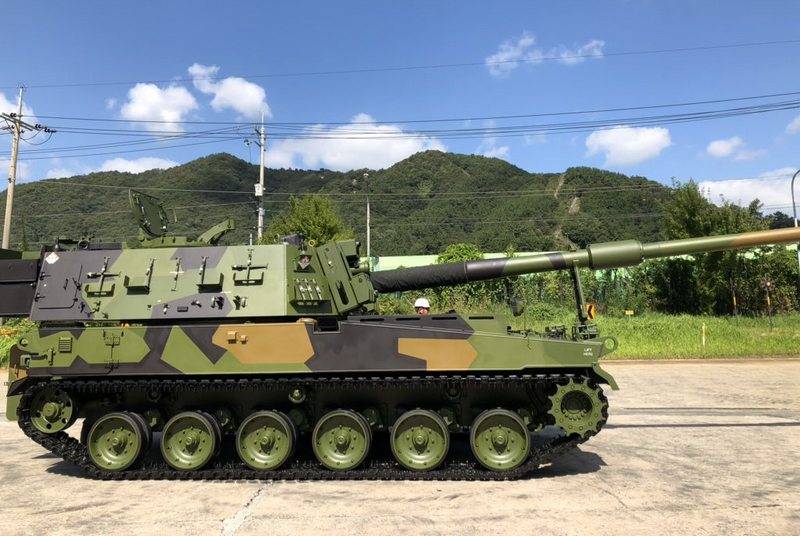 Esercito norvegese armato di howitzers sudcoreani