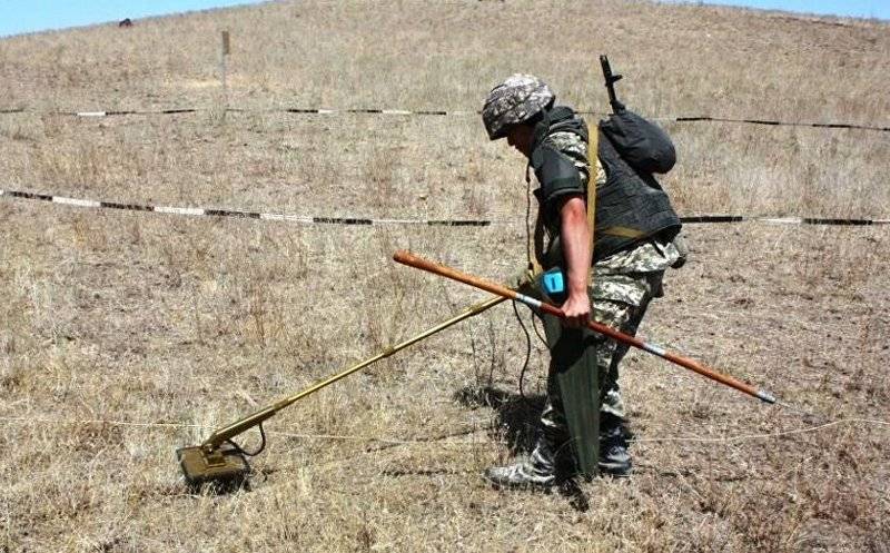 Dez sapadores do exército do Cazaquistão ficaram feridos durante a desminagem