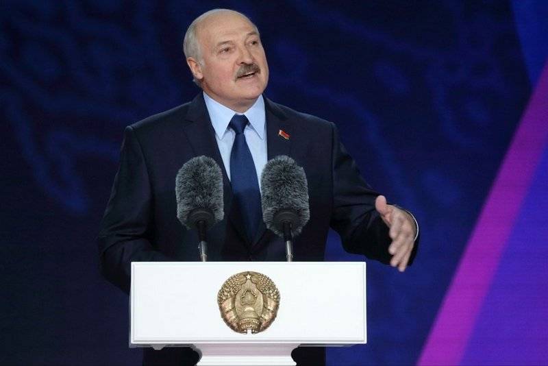 Lukashenko pidió a Ucrania que resuelva el conflicto en el Donbass