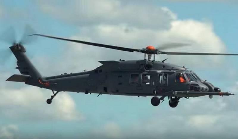 O mais recente helicóptero americano HH-60W para MTR entrou em série