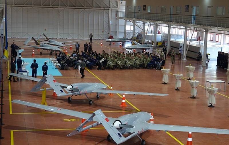 El ejército ucraniano completó el entrenamiento sobre el uso de UAV turcos