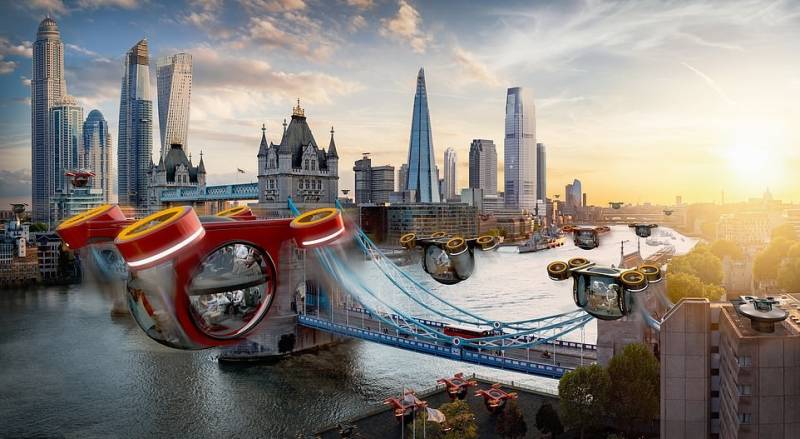 Готовимся к земле. Пустые московские улицы и западные полёты на мётлах