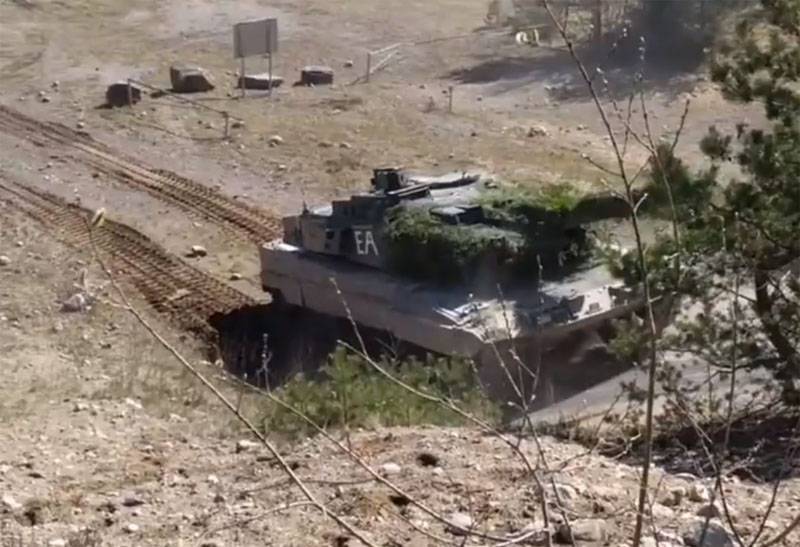 Tank İsveç'teki alıştırmalarda tepe ile başa çıkmadı