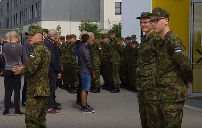 에스토니아 군대의 러시아어 구사 징병은 에스토니아어를 배워야합니다