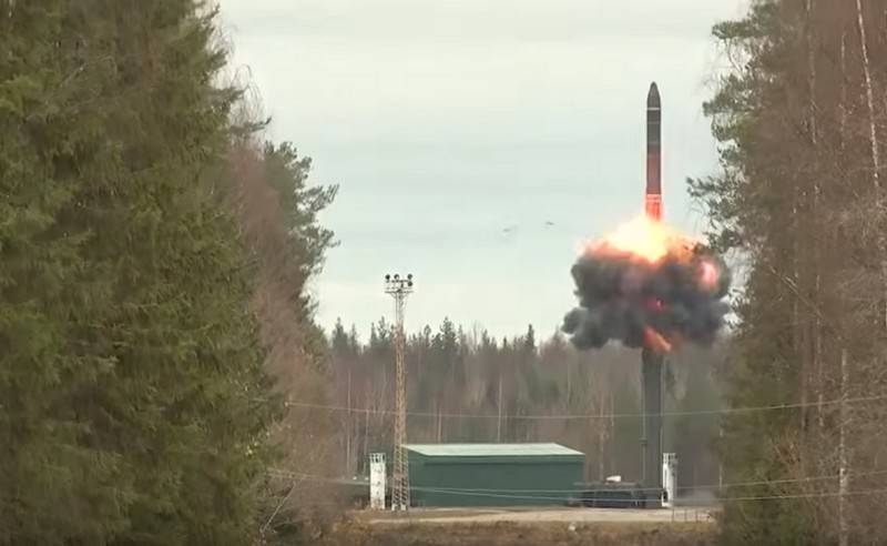 Ryska strategiska missilstyrkor började omutrusta med Yars-S mobila komplex