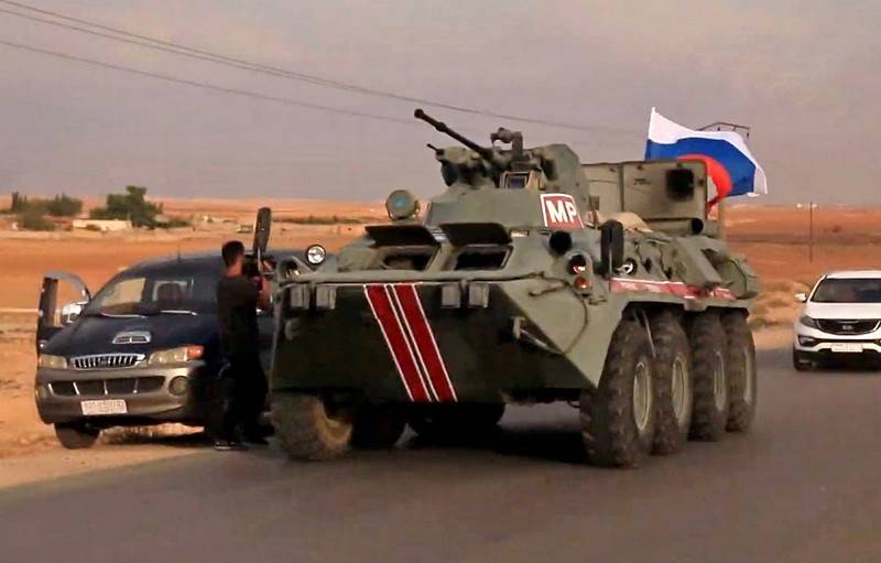 Eine Kompanie russischer Militärpolizei marschierte in Kobani im Norden Syriens ein