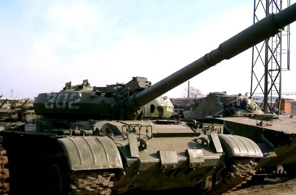 Вьетнамские репортёры: Усиленная броня сирийских Т-62 эти танки не спасает