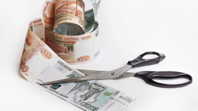 Современные налоги и «ножницы Троцкого». Кто попал под лезвия?