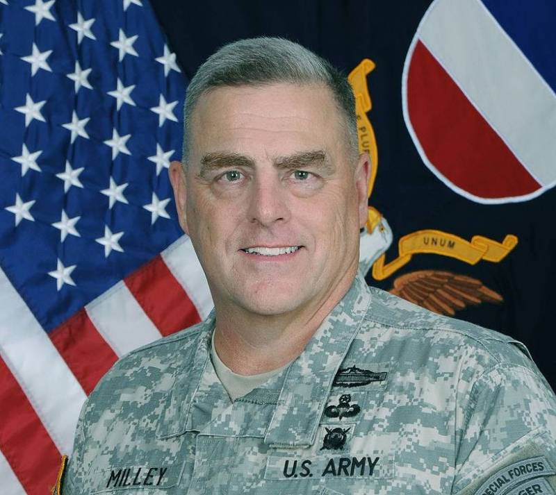 Генерал Милли, председатель Объединённого комитета начальников штабов