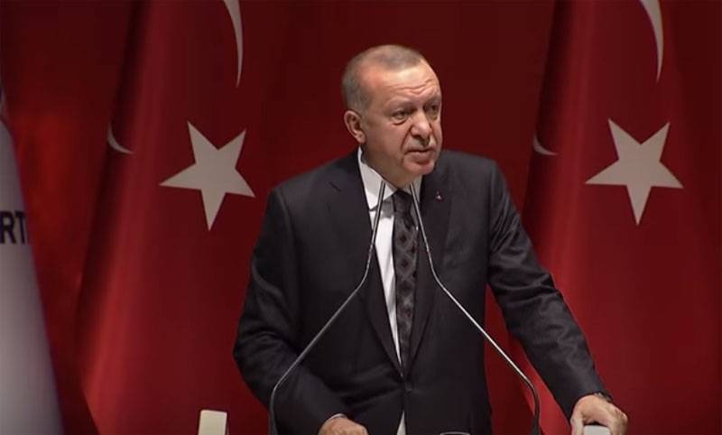 埃尔多安（Erdogan）：不幸的是，美国与YPG一起在叙利亚北部巡逻