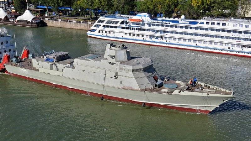 В Феодосии спустили на воду два МРК проекта 22800 "Каракурт"