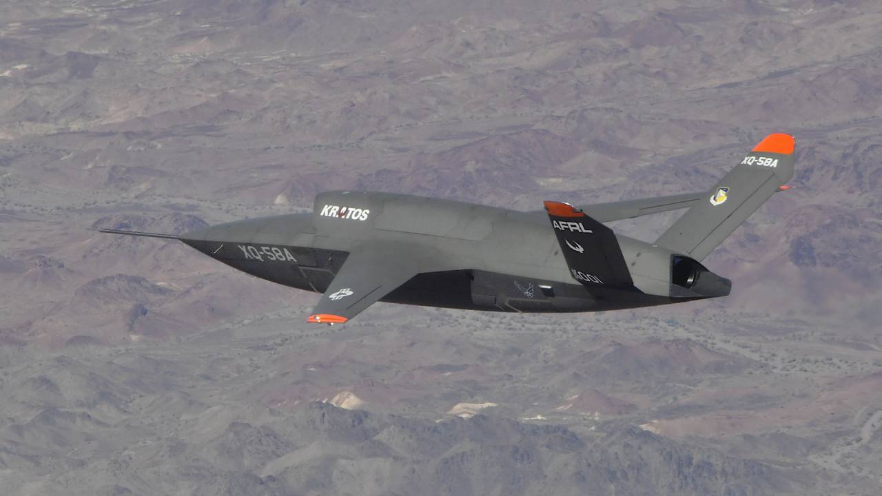 XQ-58A Valkyrie: в воздухе — роботы!