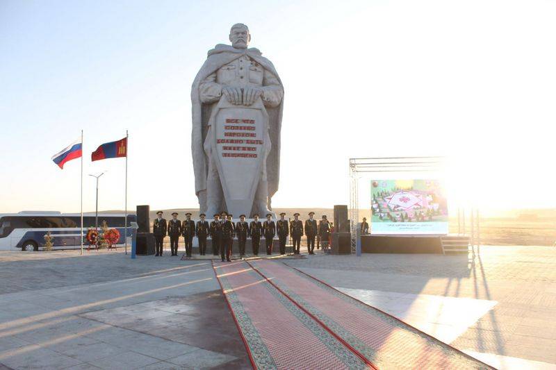 En Mongolia, abrió el complejo memorial "Gloria al soldado ruso"