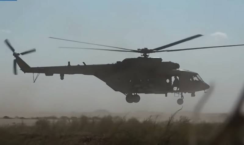 O Ministério da Defesa jogou helicópteros e sistemas de mísseis de defesa aérea Pantsir-S no norte da Síria