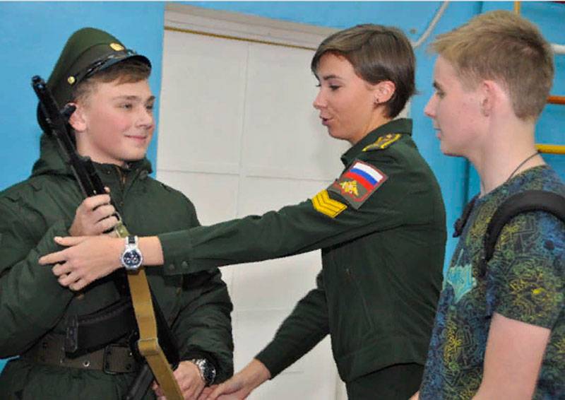 روز سرباز وظیفه و ویژگی های کمپین پیش نویس در روسیه در سال 2019