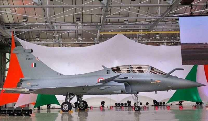 En India, hablaron sobre la superioridad del Rafale francés sobre el Su-30MKI ruso.