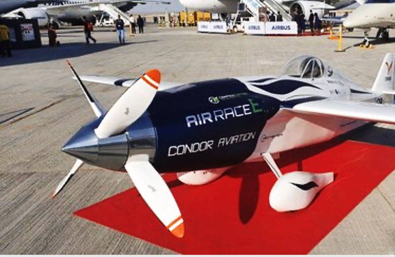 At the air show in Dubai presented the first electric "racing" aircraft