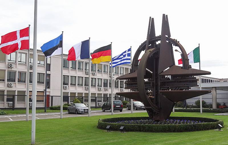 Ucrania pagará a la OTAN 850 miles de euros por una habitación en la sede de la alianza
